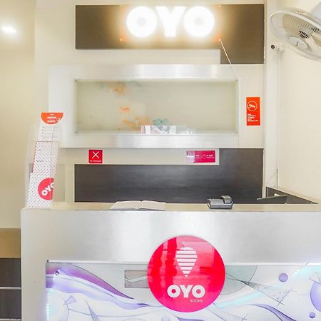 OYO 13583 Hotel Paradise Inn Talegaon Dabhade Buitenkant foto