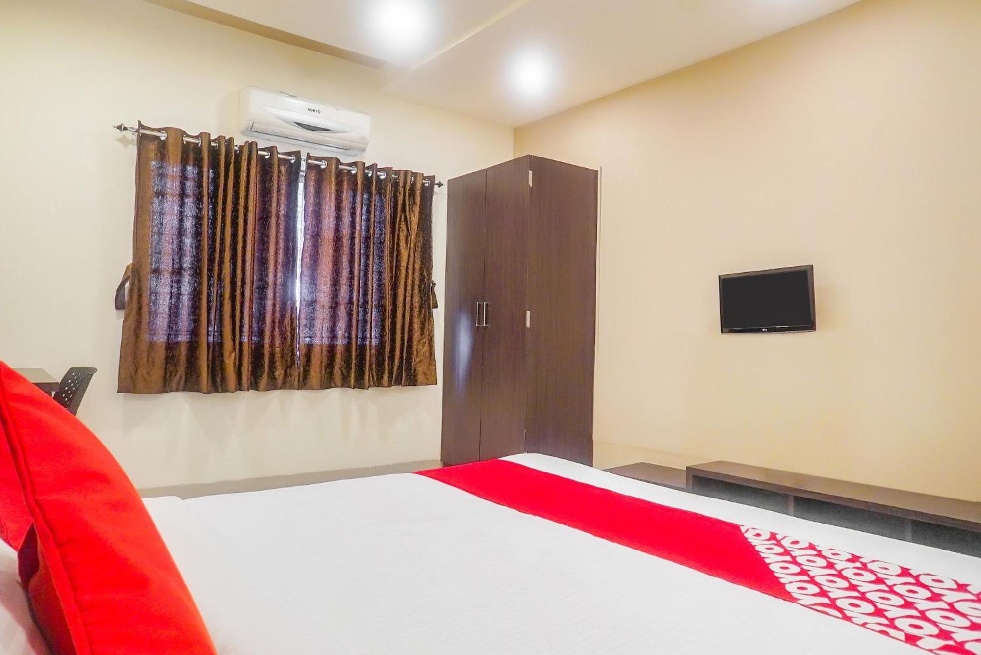 OYO 13583 Hotel Paradise Inn Talegaon Dabhade Buitenkant foto