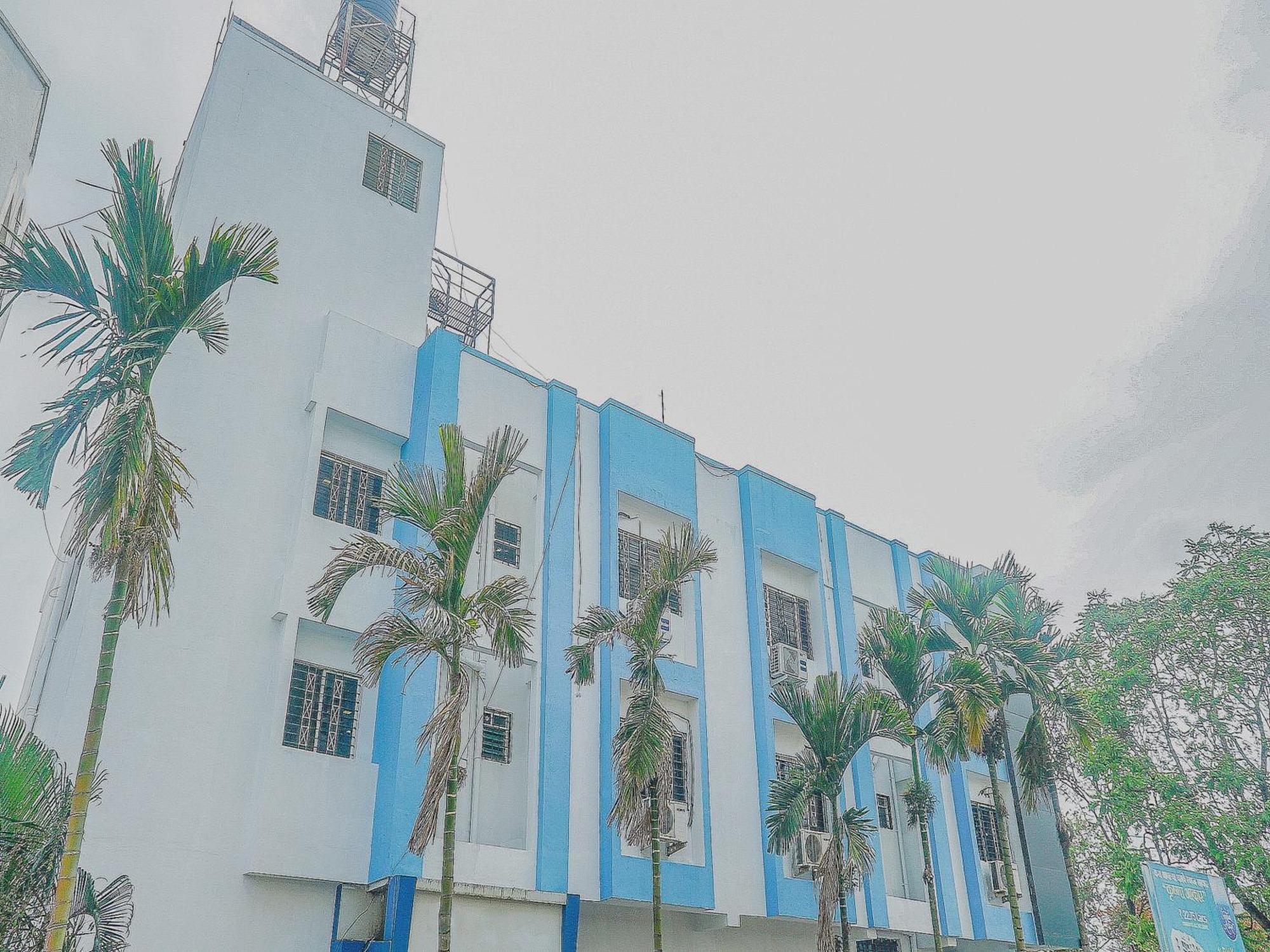 OYO 13583 Hotel Paradise Inn Talegaon Dabhade Buitenkant foto
